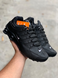 nike shox nz preto branco - comprar online