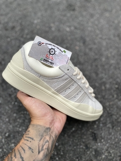adidas Campus bunny branco na internet