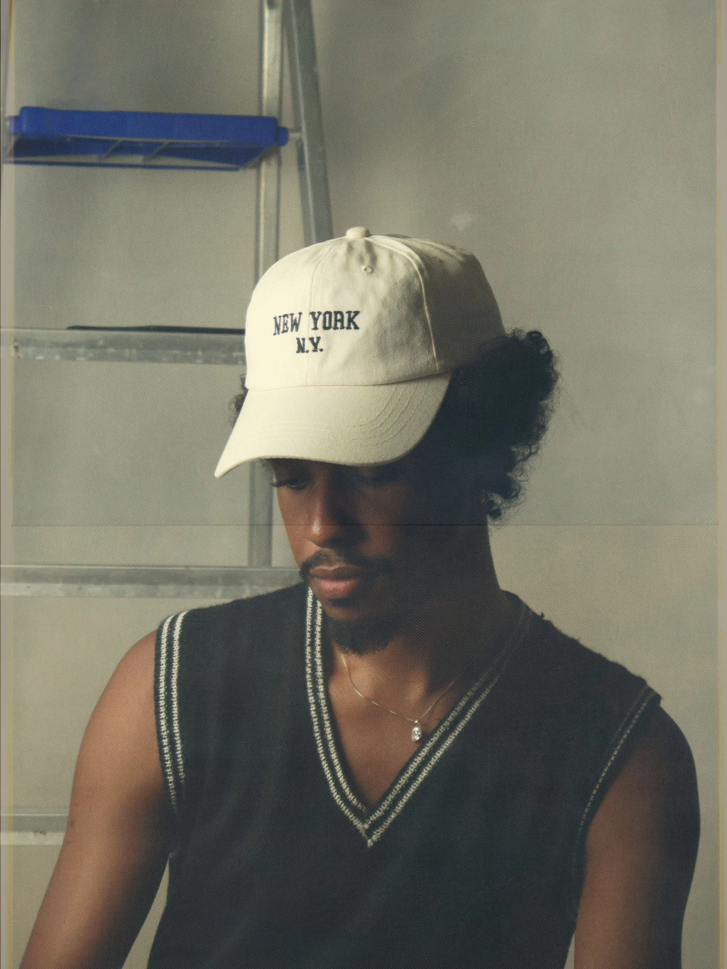 boné new york off-white