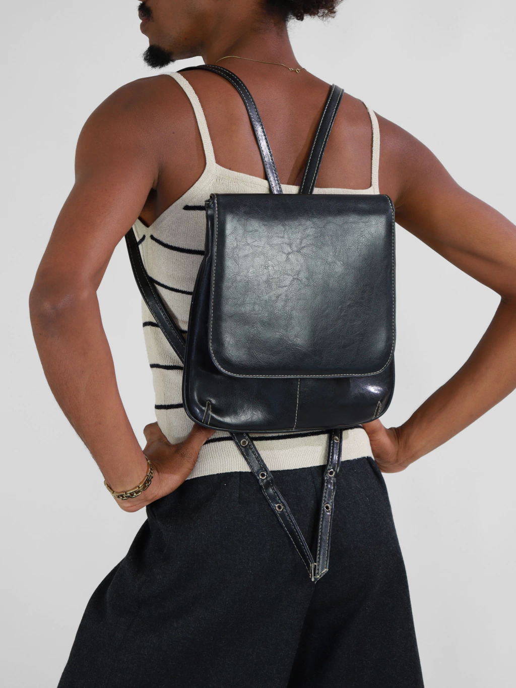 Mochila Preta Vintage