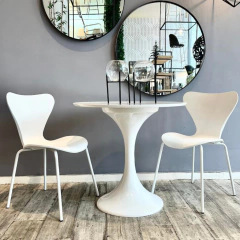 Mesa Comedor Tulip Blanca 80cm + 2 Sillas Jacobsen Polipropileno Blancas