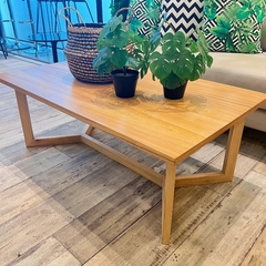 Mesa Baja Rodhas - Muebles de diseño | Gift Collection