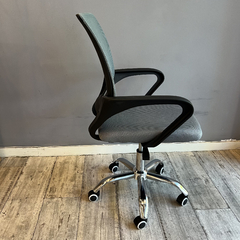 Silla Giratoria Vico Gris Con Negro - Muebles de diseño | Gift Collection