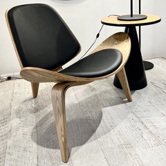 Poltrona Carl Hansen Natural Ecocuero Negro - Muebles de diseño | Gift Collection