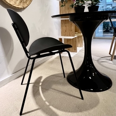 Mesa Comedor Tulip Negra 80cm + 2 Sillas Street Negras en internet
