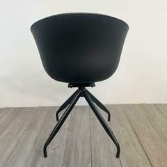 Imagen de Sillón Giratorio Annet Tapizado Negro (ÚLTIMAS 3 UNIDADES)