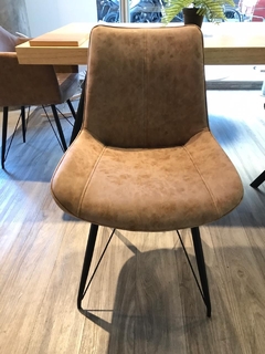 Silla Ecocuero Ornes Marrón - comprar online
