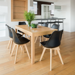 Silla Tulip Negra Pata Madera Recta - comprar online
