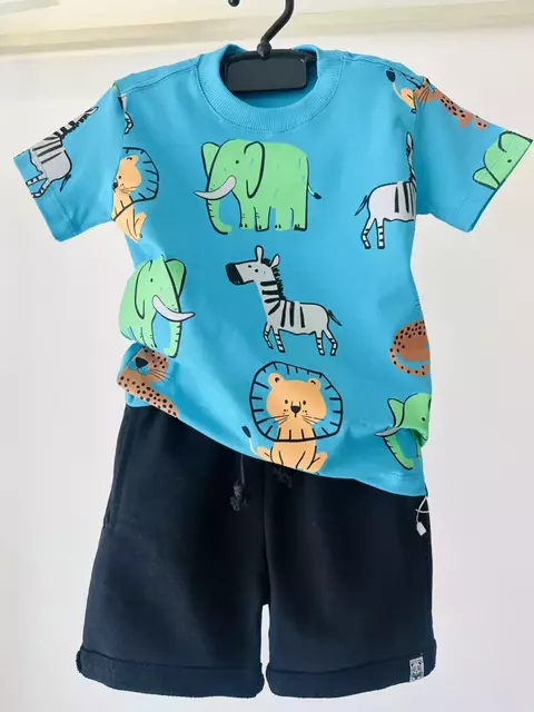 T-shirt Azul Safari - comprar online