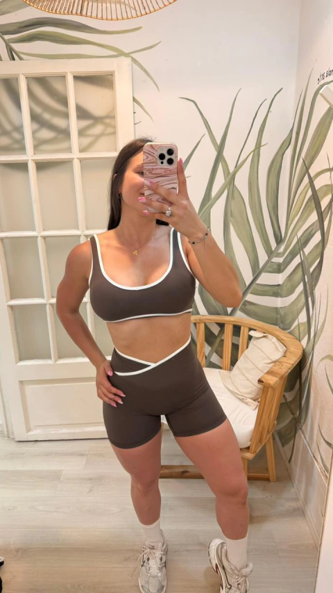 Set CARMELA marron sin frunce