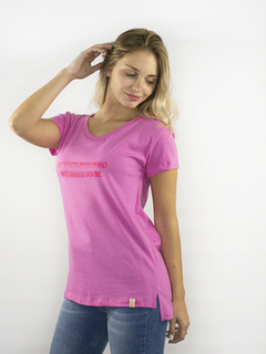 REMERA ESTAMPA FRASE - comprar online
