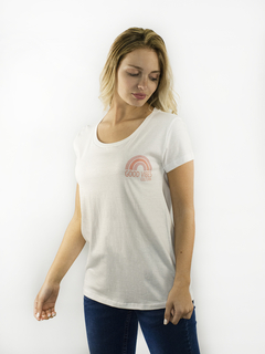 REMERA ESTAMPA CHICA