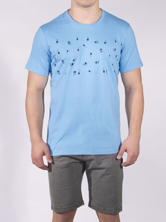 REMERA FRANJA ESTAMPA