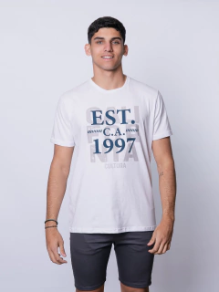 REMERA CLÁSICA ESTAMPADA