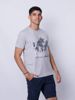 REMERA CLÁSICA ESTAMPADA
