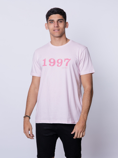 REMERA CLÁSICA ESTAMPADA - comprar online