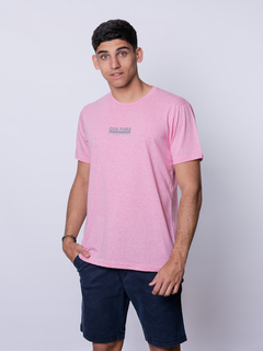 REMERA CLÁSICA ESTAMPADA