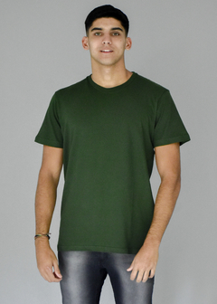 REMERA CLÁSICA LISA - comprar online
