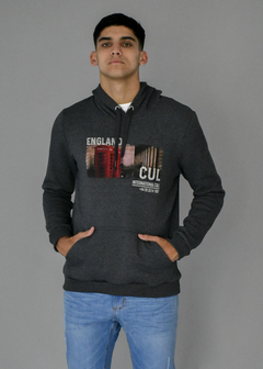 BUZO CANGURO ESTAMPADO