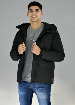 CAMPERA CON BOLSILLOS