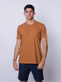 REMERA BÁSICA LISA - comprar online
