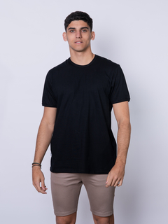 REMERA LISA CON PUÑO - comprar online