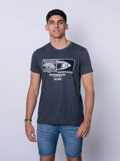 REMERA SLIM FIT ESTAMPADA