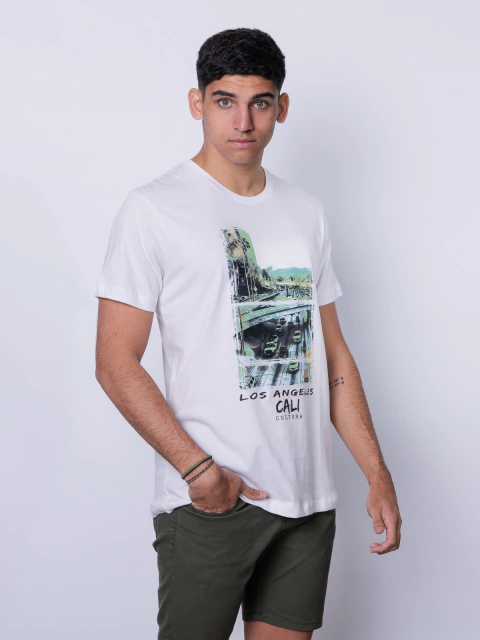 REMERA CLÁSICA ESTAMPADA