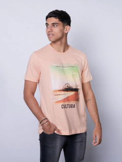 REMERA CLÁSICA ESTAMPADA