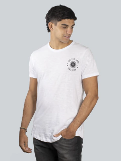 REMERA FLAME ESTAMPADA