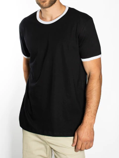 REMERA CON VIVOS LISA