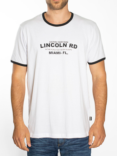 REMERA CON VIVOS ESTAMPADA - comprar online