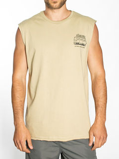 MUSCULOSA CLÁSICA ESTAMPADA