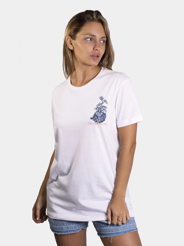 Remera con ruedo mangas de Cultura Jean