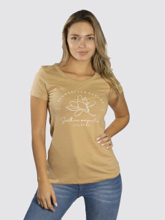 REMERA CLÁSICA ESTAMPADA - comprar online