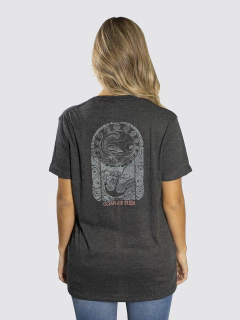 REMERA ESTAMPADA FRENTE Y ESPALDA - comprar online