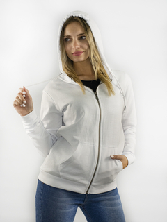 CAMPERA CANGURO LISA.