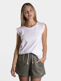 REMERA SIN MANGAS PUNTILLAS