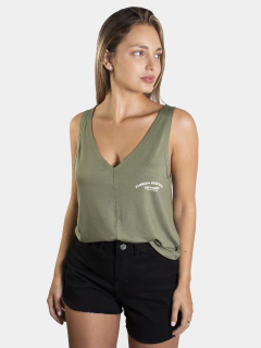 MUSCULOSA ESCOTE EN V CON ESTAMPA - comprar online