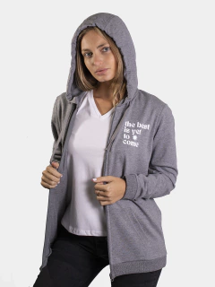 CAMPERA CANGURO CON ESTAMPA - comprar online