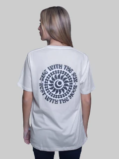 REMERA OVERSIZE EST en internet