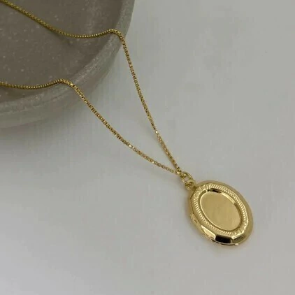 COLAR RELICÁRIO OVAL G DOURADO - comprar online