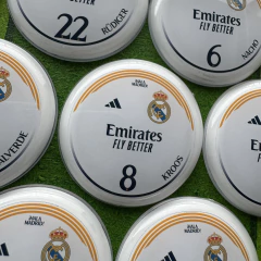 Real Madrid 23/24 Uniforme 1 - Vidrilha 45mm - Botões Pro Gol