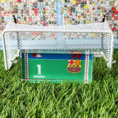 Image of Barcelona Histórico 1993/1994 Uniforme 1 - Vidrilha 45mm