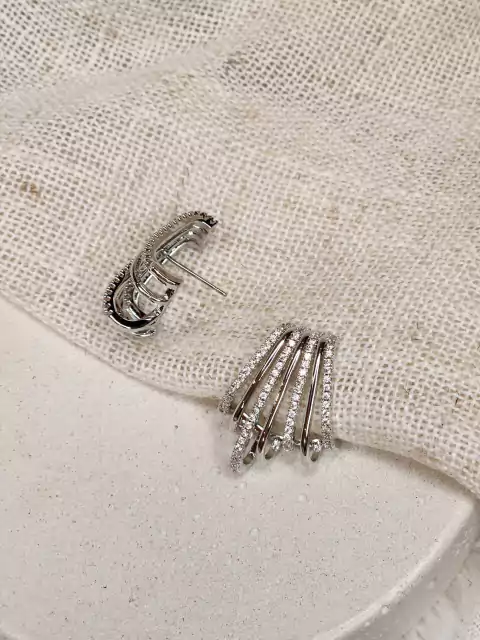 Brinco Ear Hook Nine - comprar online