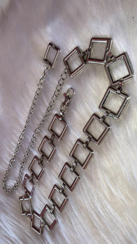 Cinto correntes quadrado