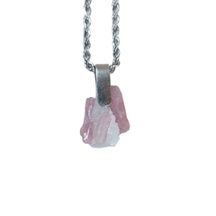 Dije Cuarzo Turmalina Rosa Bruto Trama Alpaca 3cm aprox Monte Kurama - comprar online