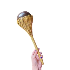 Maraca Rattan en internet