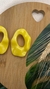Brinco Luna Amarelo na internet