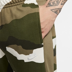 Calça Nike Club Camo - loja online